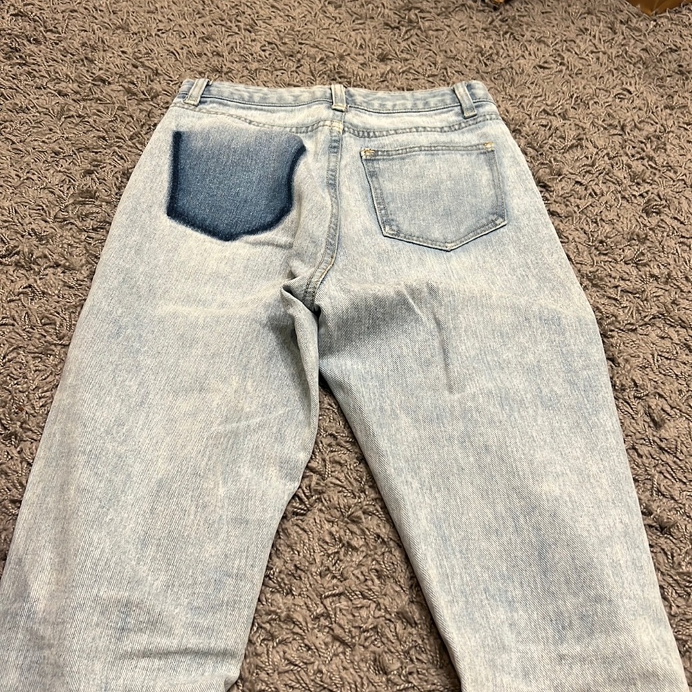 Very comfortable. item in excellent condition